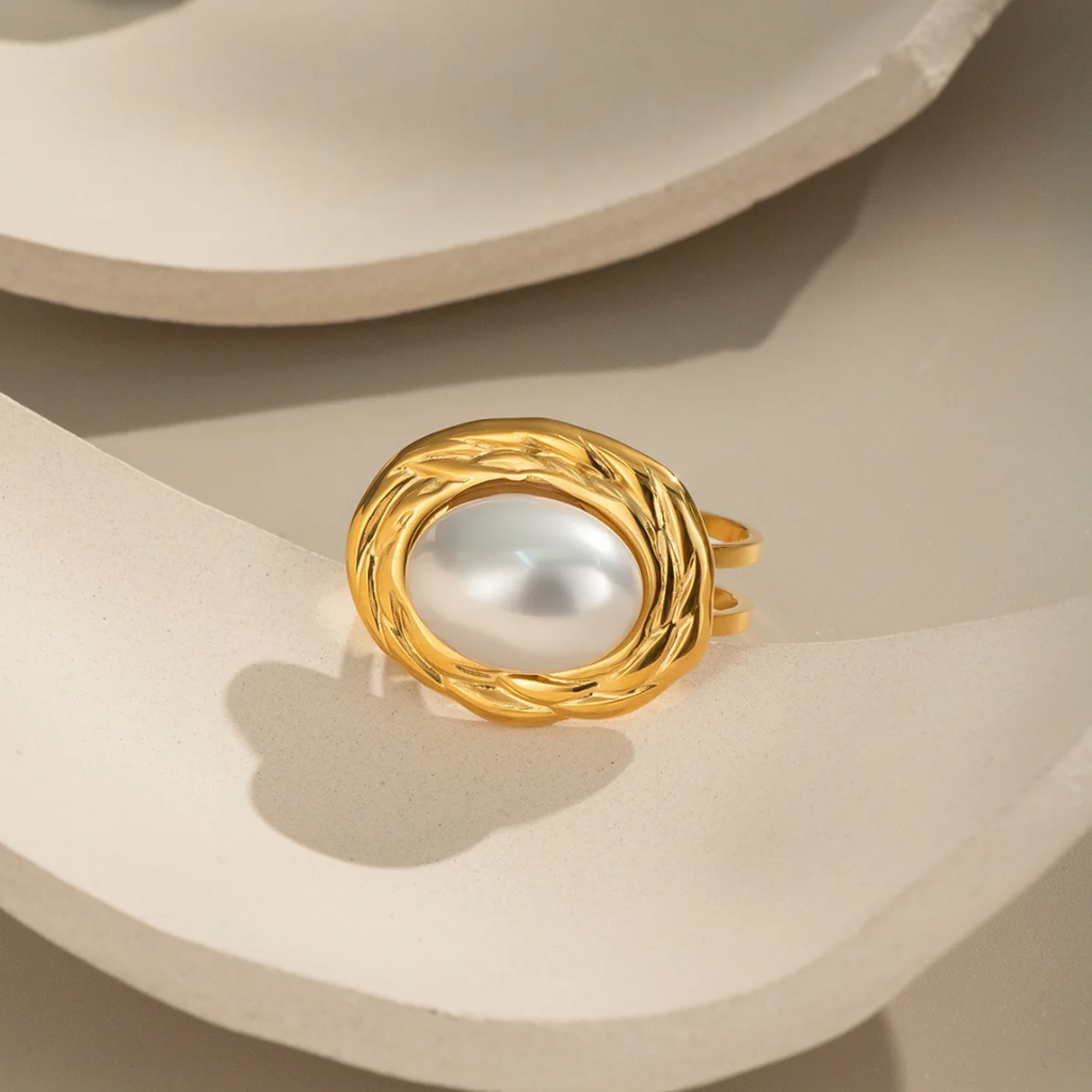 Oro Ring