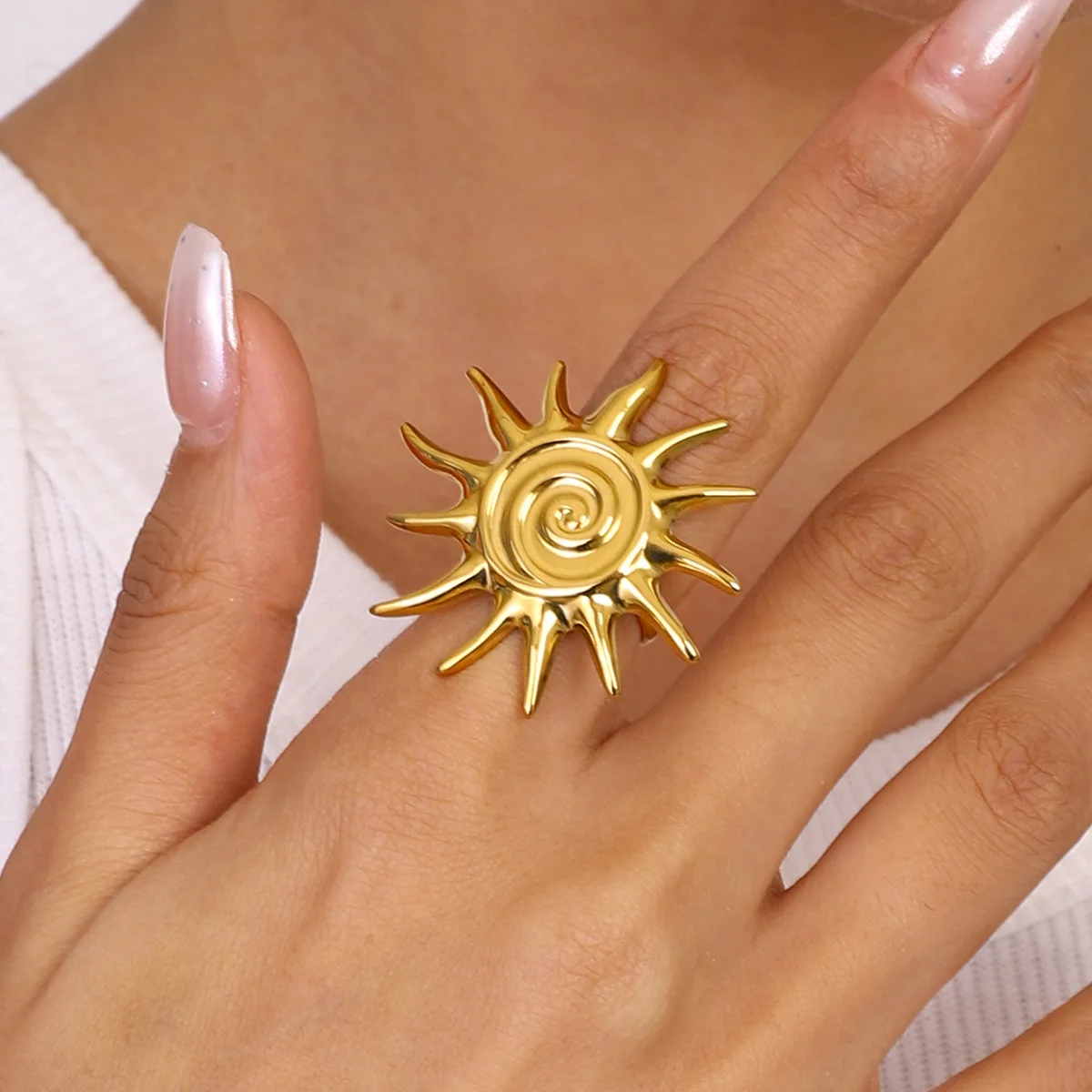 Helios Ring