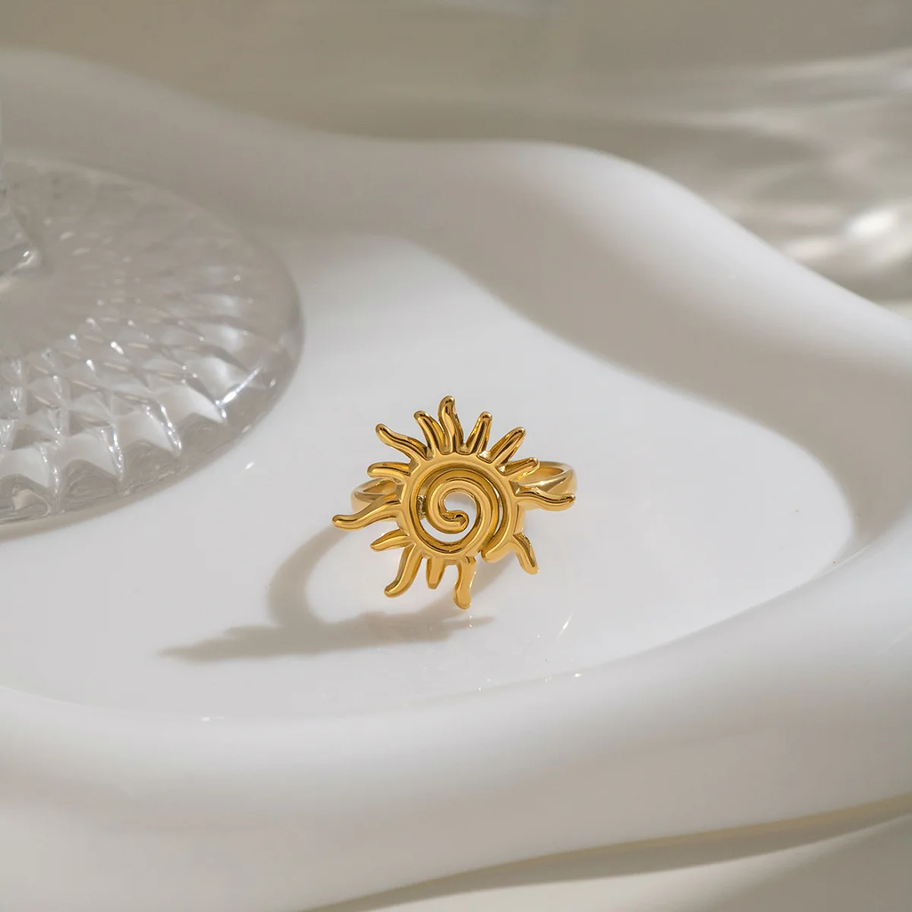 Solis Ring