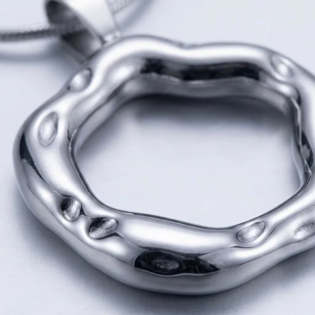Aureo Circle Necklace
