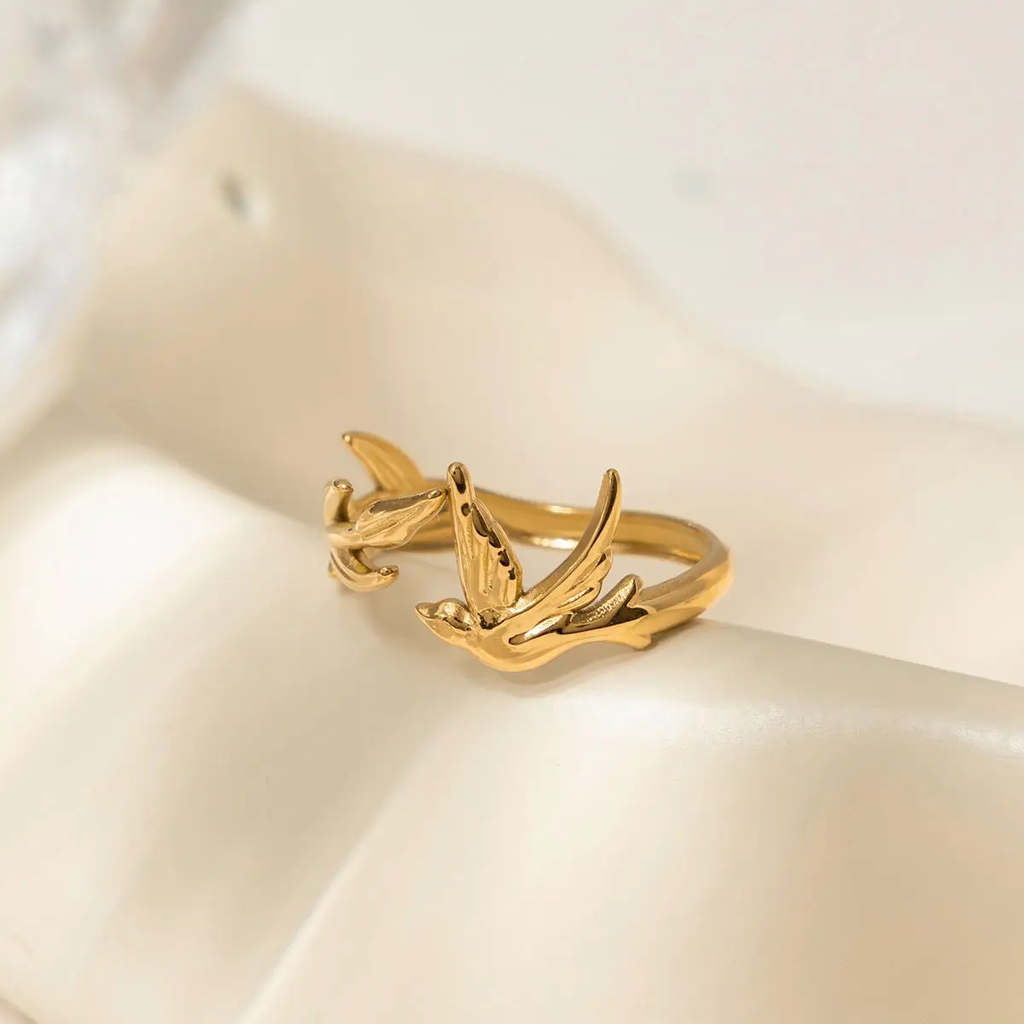 Aveline Rings