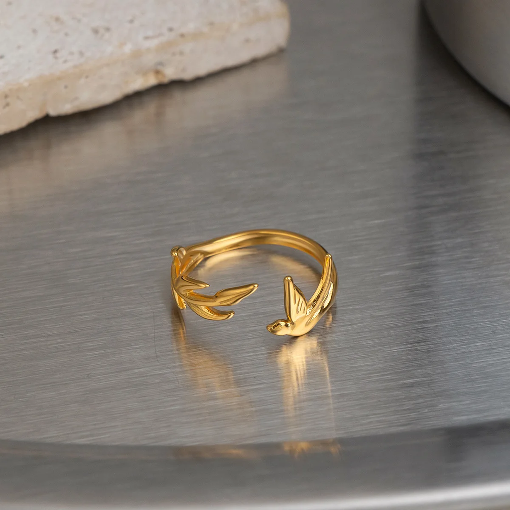 Aveline Rings