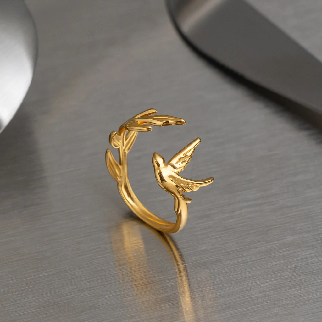 Aveline Rings