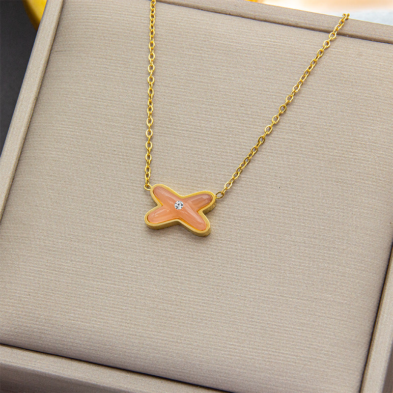 Collier X