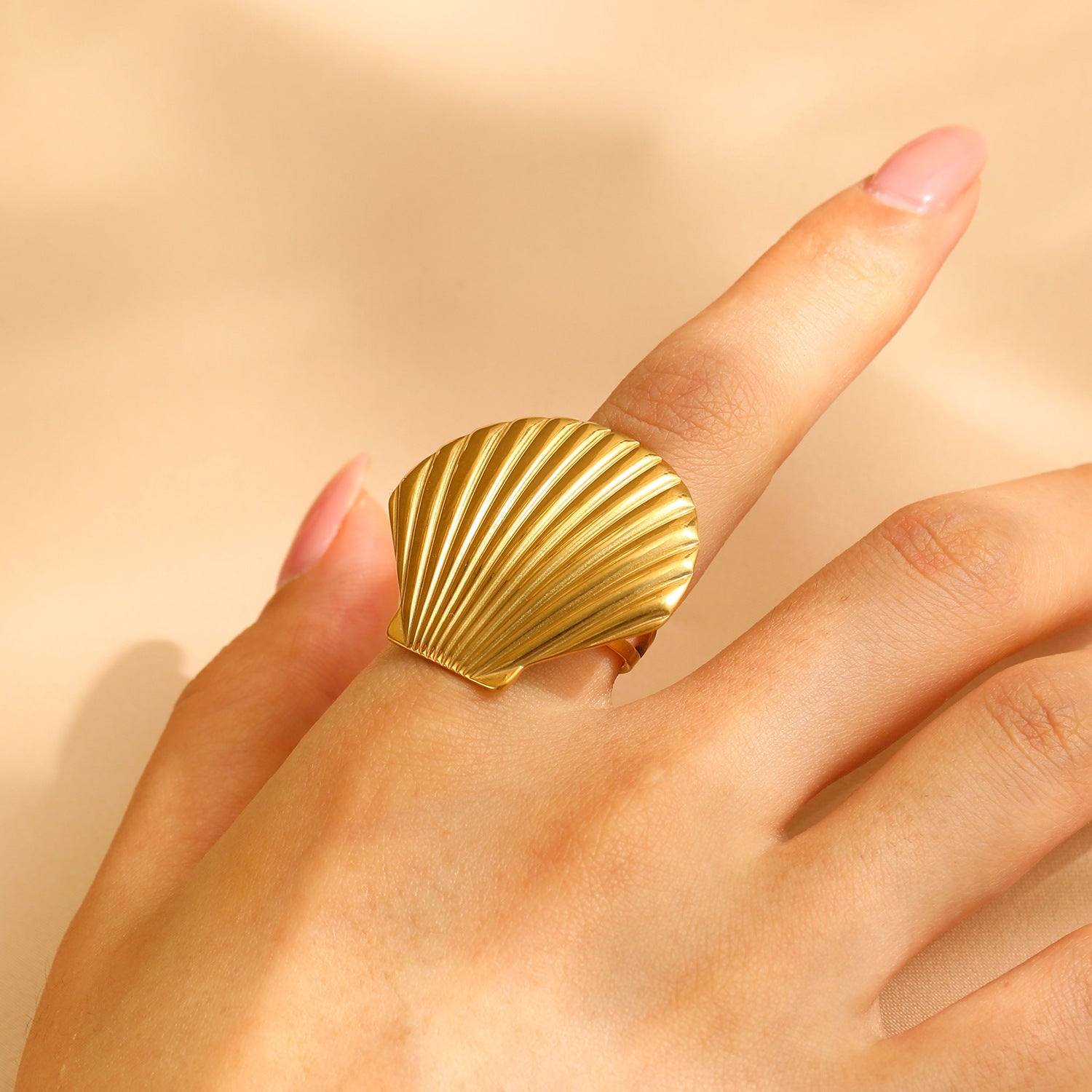 Coquillage Ring