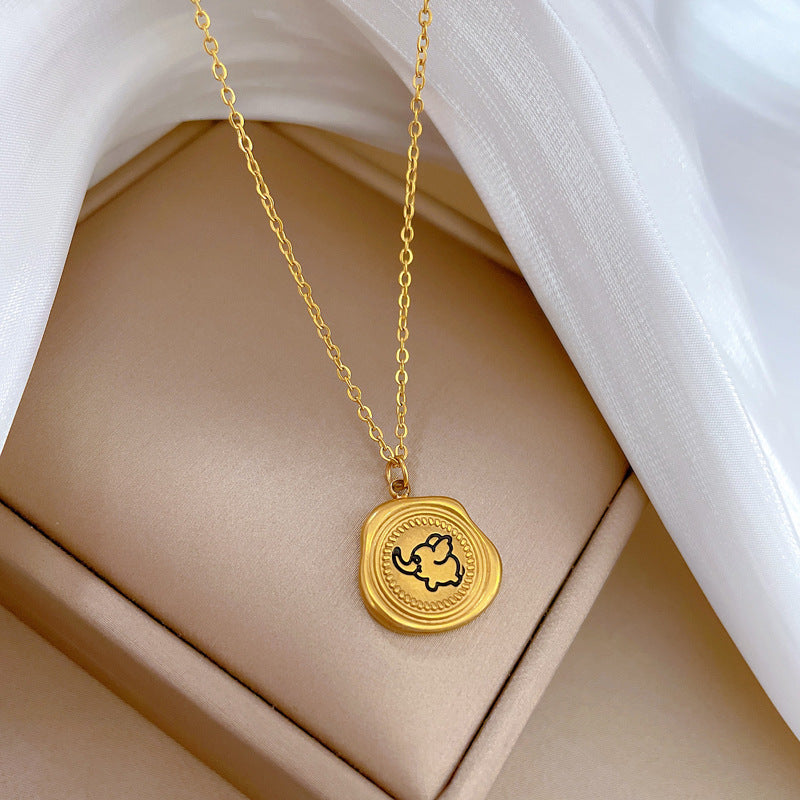 Collier Elephant