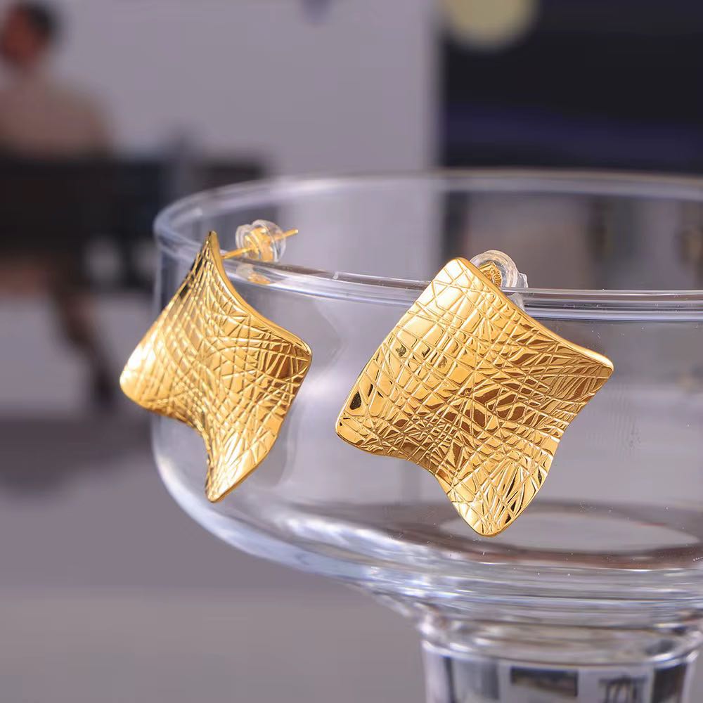 Plaque Gold Earrings