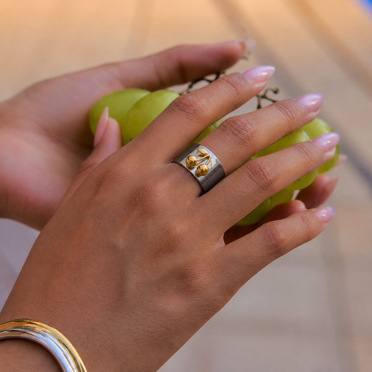 Cerise Ring