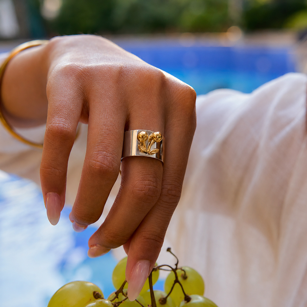 Cerise Ring