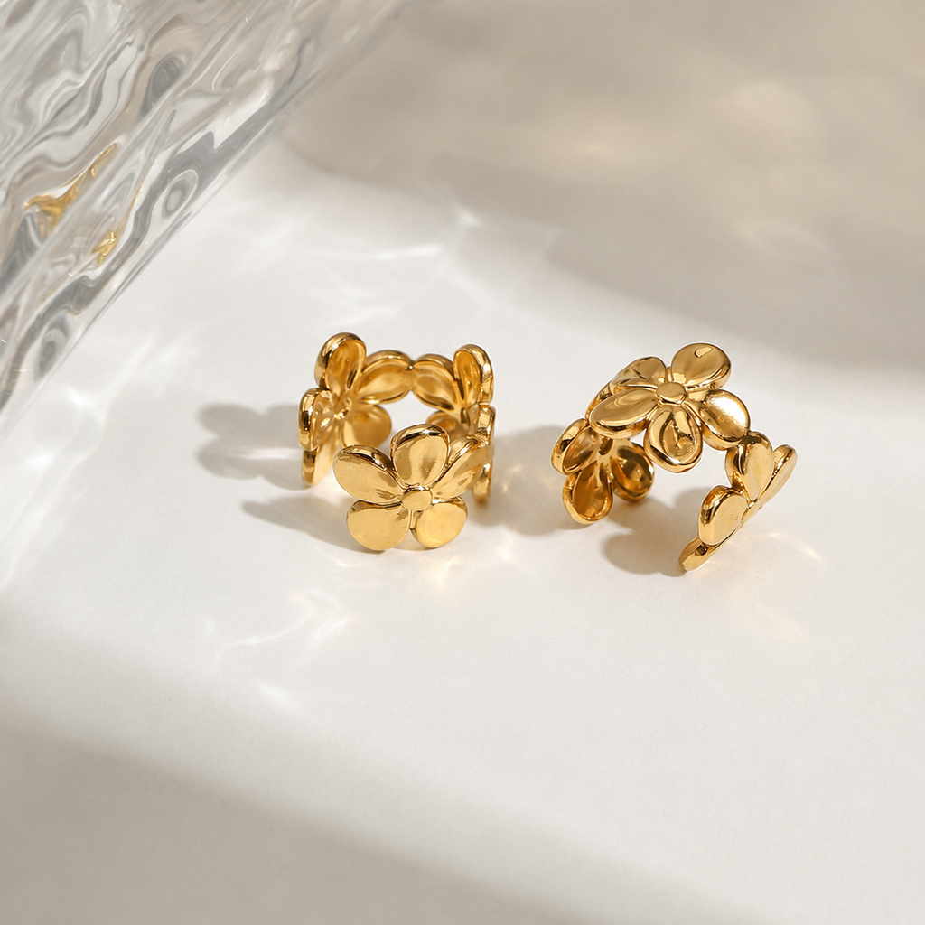 Floria Ear Cuff