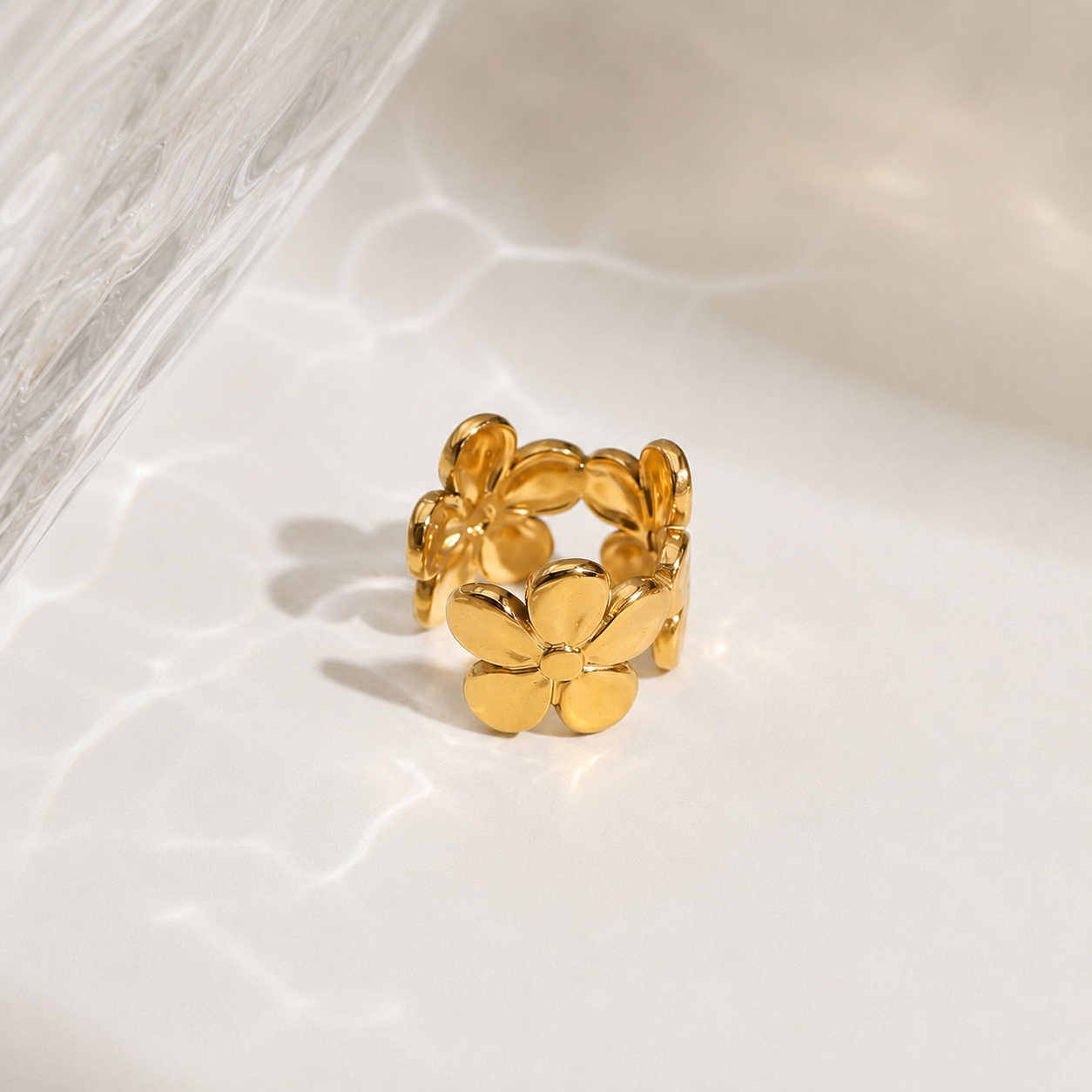 Floria Ear Cuff