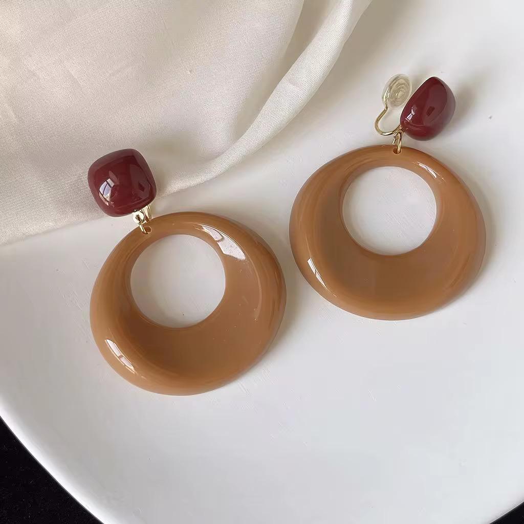 Toffee Kiss Earrings