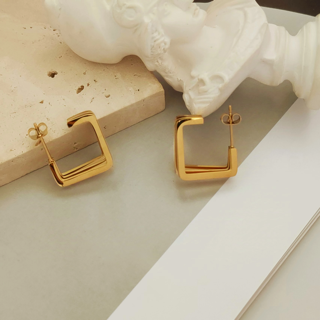 D Glow Earrings