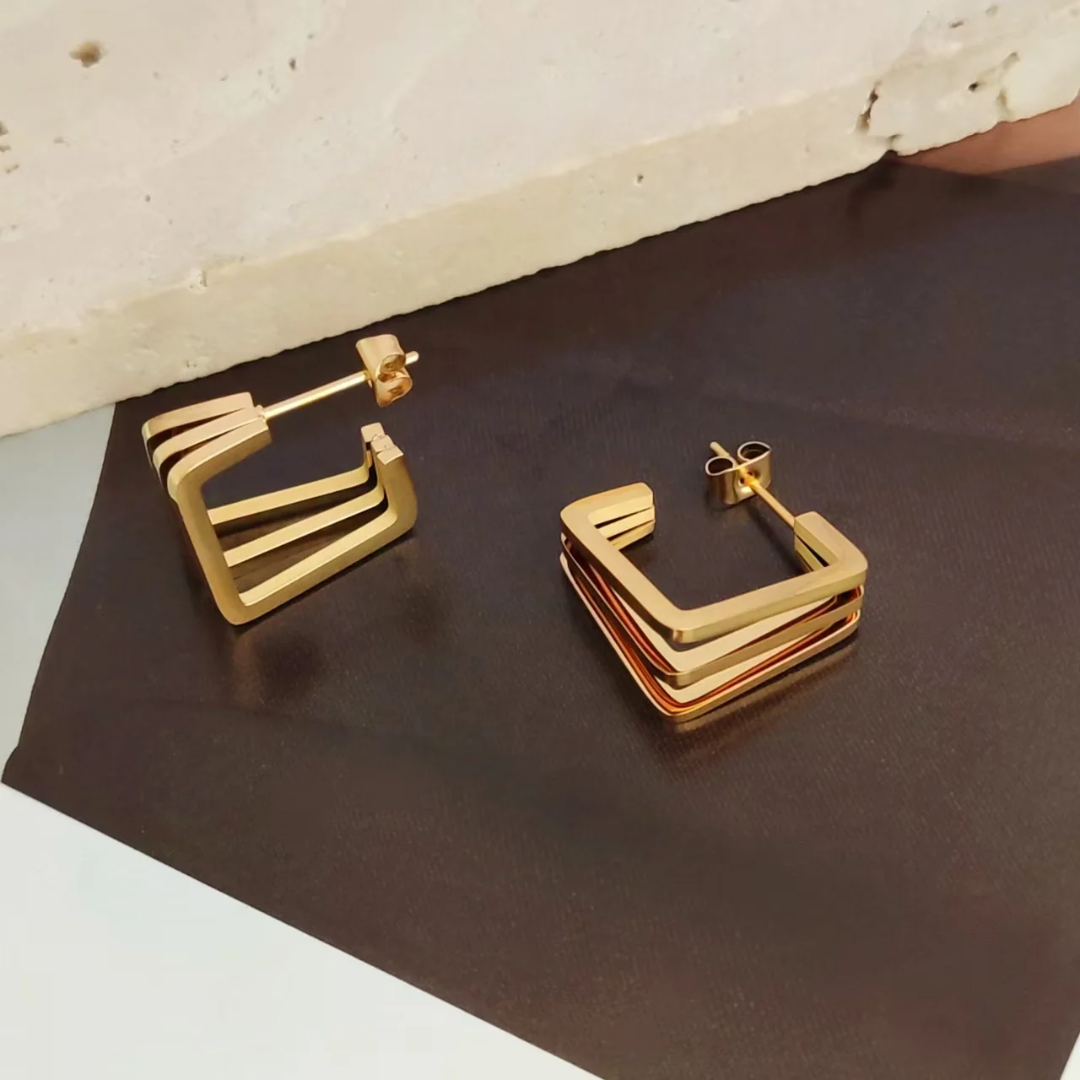 D Glow Earrings