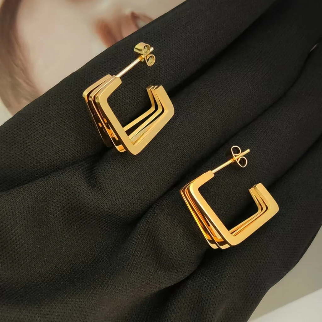 D Glow Earrings