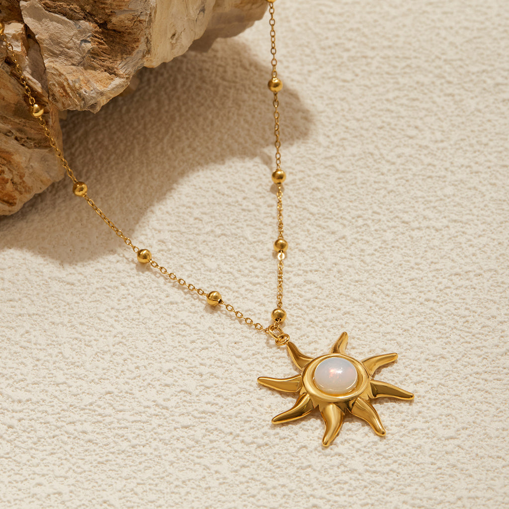 Lunara Necklace