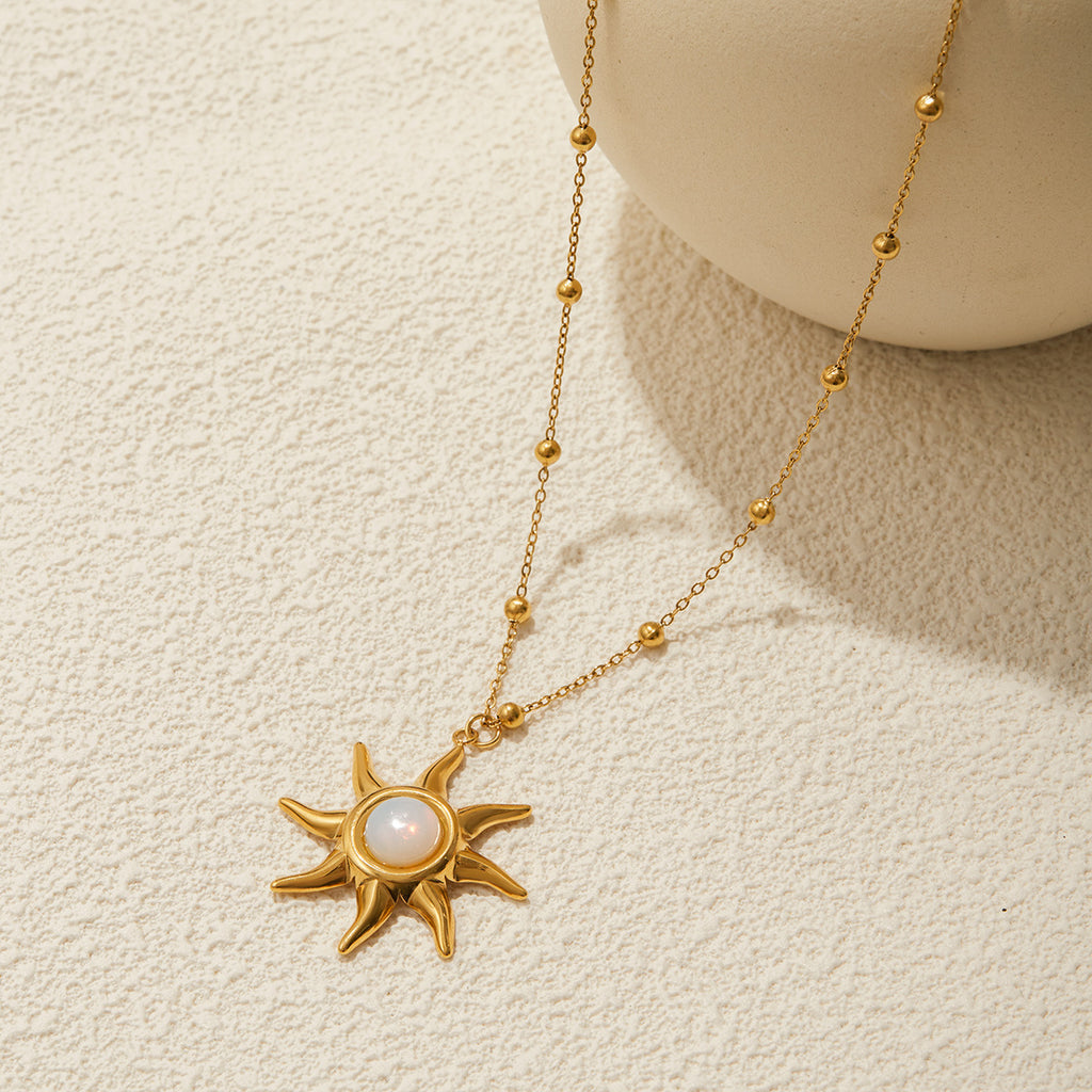 Lunara Necklace