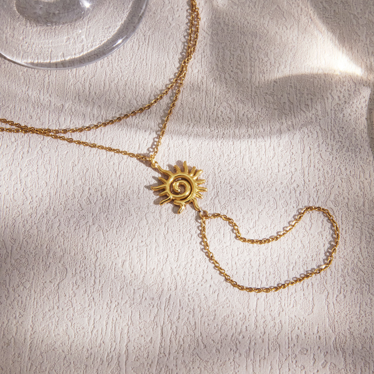 Solis Hand Chain